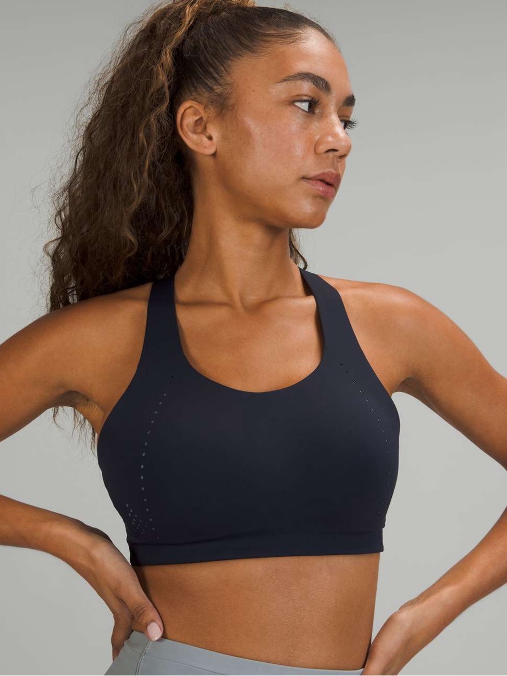 Lululemon AirSupport Bra *High Support, C–DDD Cups
True Navy / River Blue